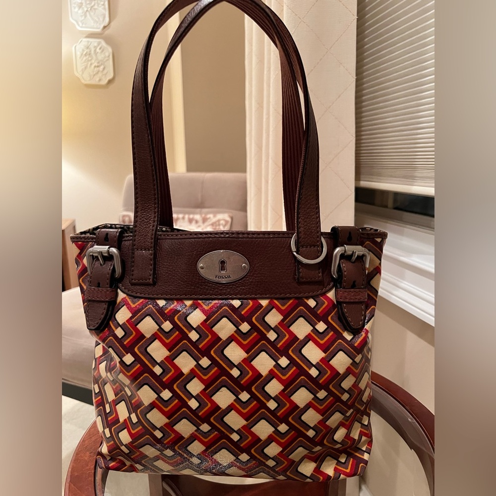 Fossil Key-Per Geometric Carry All Coated Canvas Large Tote